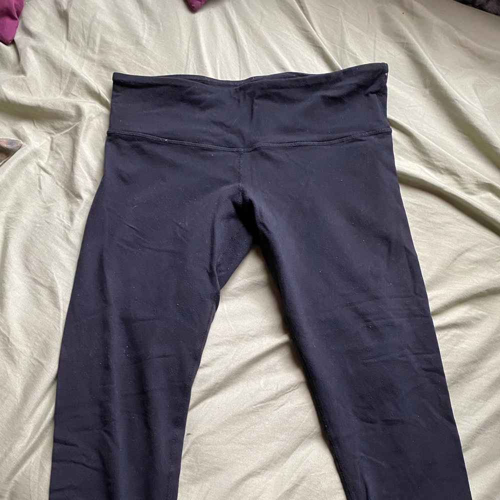Lululemon leggings. Too big on me. Hardly worn